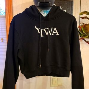 IWA Company Cropped Hoodie